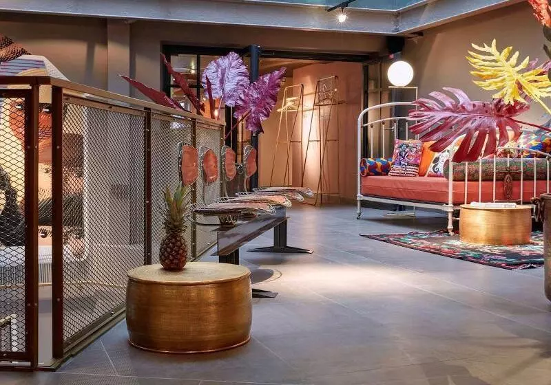 Fotos del hotel 25hours Hotel Terminus Nord:  10