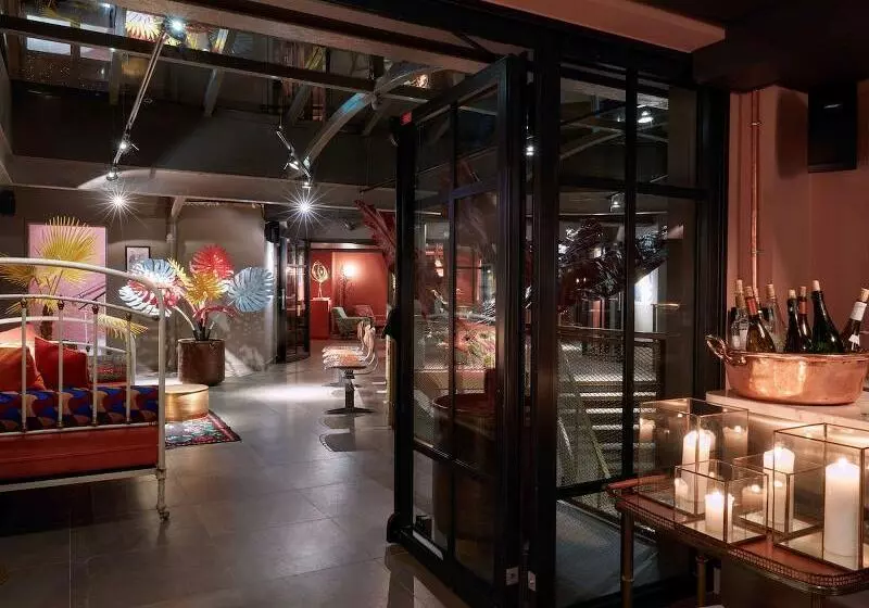 Fotos del hotel 25hours Hotel Terminus Nord:  15