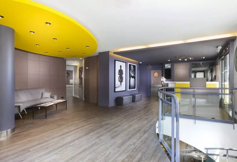 Fotos del hotel Libertel Montmartre Opéra:  4