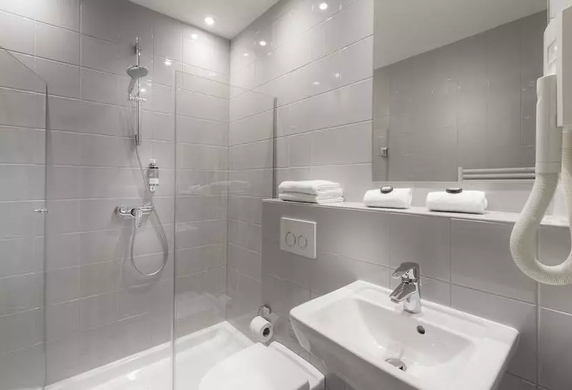 Fotos del hotel Libertel Montmartre Opéra:  25