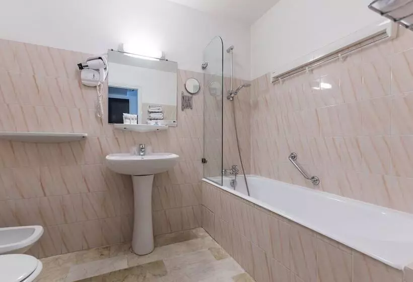 Fotos del hotel Ruc Hôtel Cannes:  11