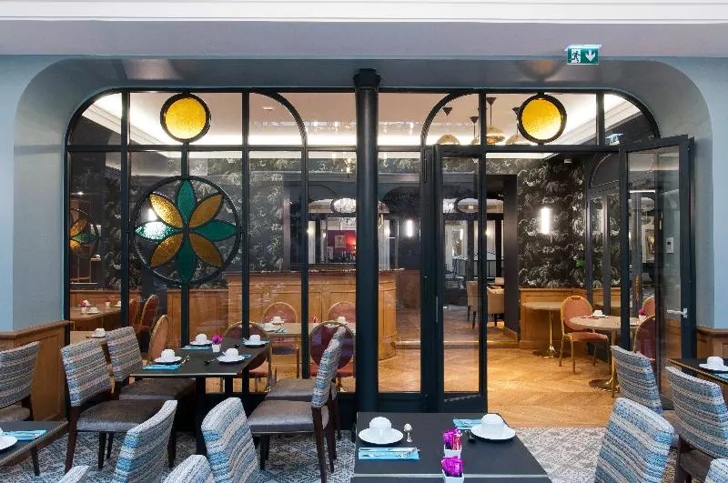 Fotos del hotel Hôtel Saint-pétersbourg Opéra & Spa:  14