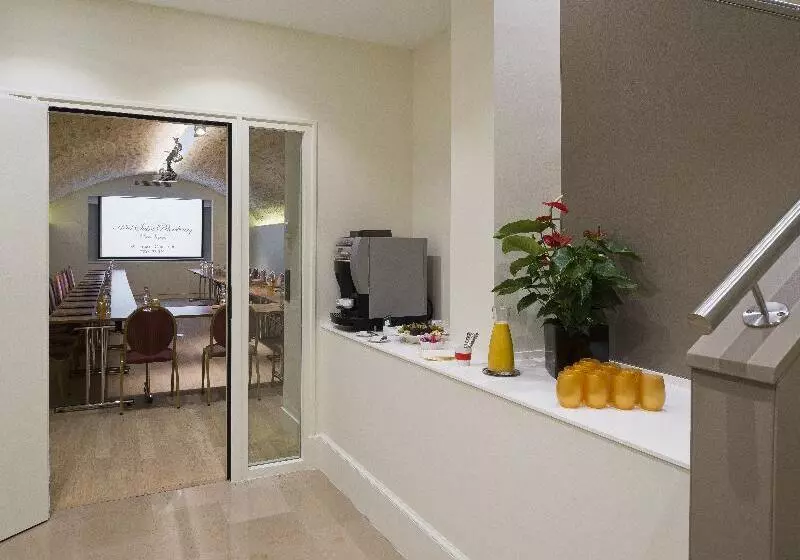 Fotos del hotel Hôtel Saint-pétersbourg Opéra & Spa:  3