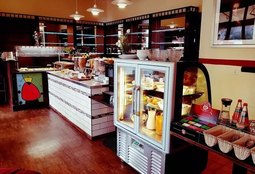 Fotos del hotel Art Hotel Charlottenburger Hof Berlin:  2