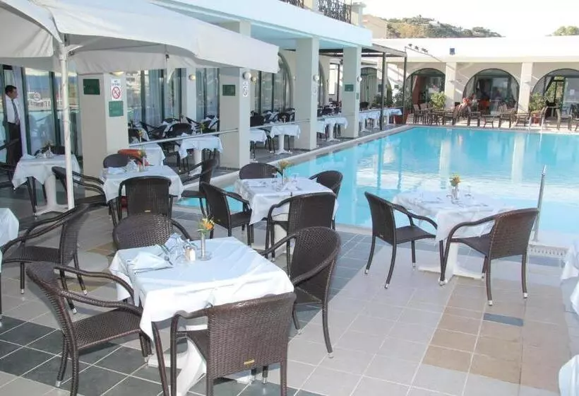 Fotos del hotel Calypso Palace:  18