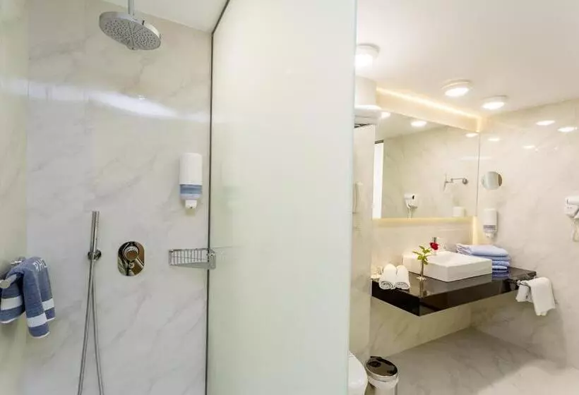 Fotos del hotel Calypso Palace:  10