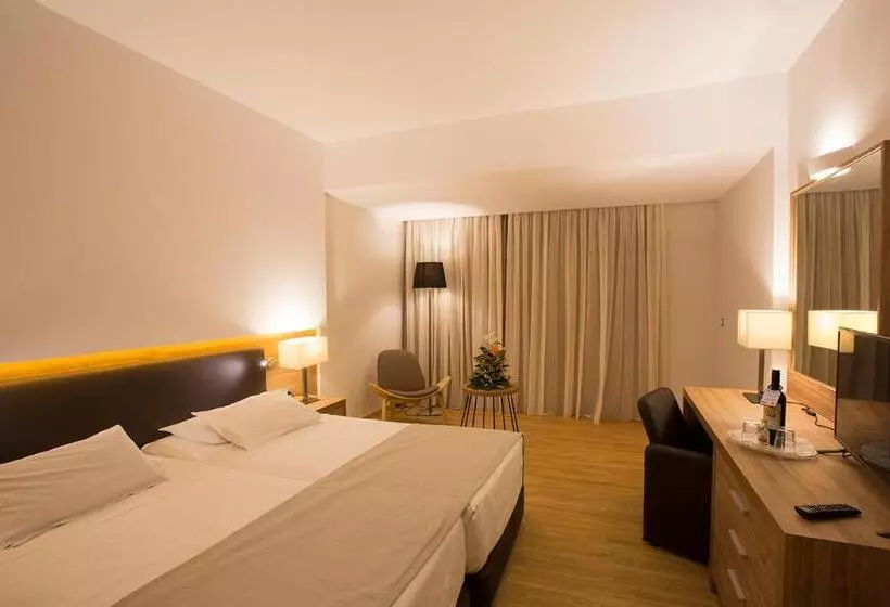 Fotos del hotel Calypso Palace:  2