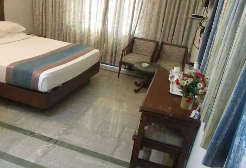 Fotos del hotel Sovereign:  25