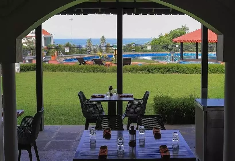 Fotos del hotel Gateway Varkala  Ihcl Seleqtions:  11