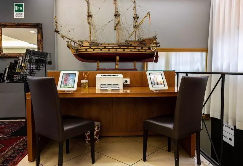 Fotos del hotel Berlino:  15