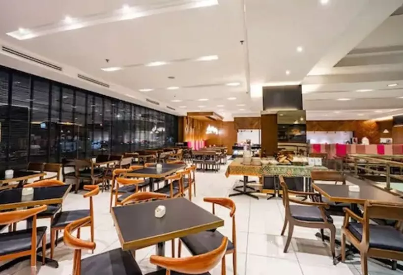 Fotos del hotel Crystal Crown Hotel Jb:  10