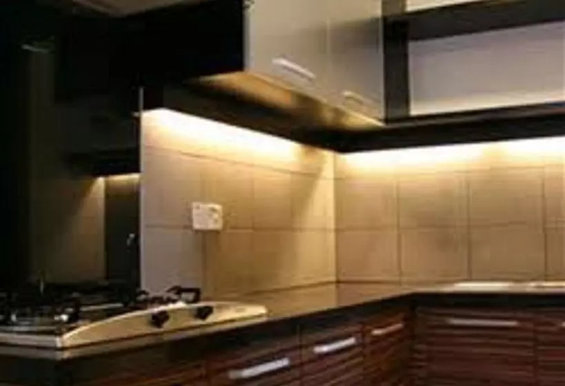 Fotos del hotel Likas Square Apartment:  8