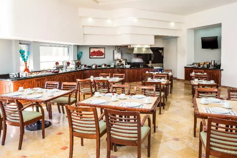 Fotos del hotel Fiesta Inn Chihuahua:  5