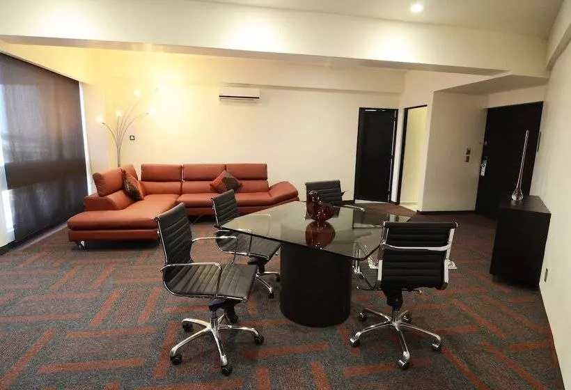 Fotos del hotel Holiday Inn Mexico Dali Airport, An Ihg:  24