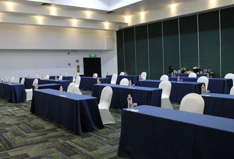 Fotos del hotel Holiday Inn Mexico Dali Airport, An Ihg:  23