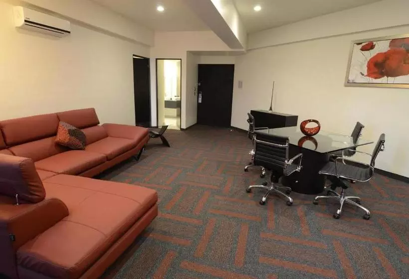 Fotos del hotel Holiday Inn Mexico Dali Airport, An Ihg:  9