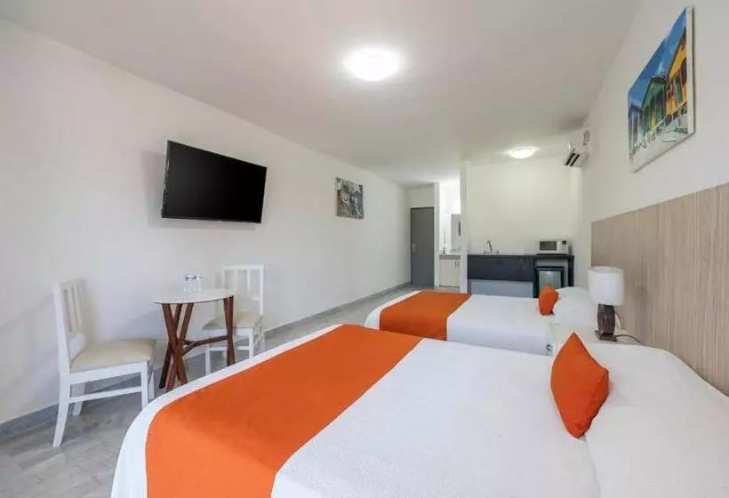 Fotos del hotel Imperial Laguna Faranda Cancún:  5