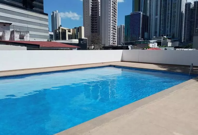 Fotos del hotel Tower House Suites:  9