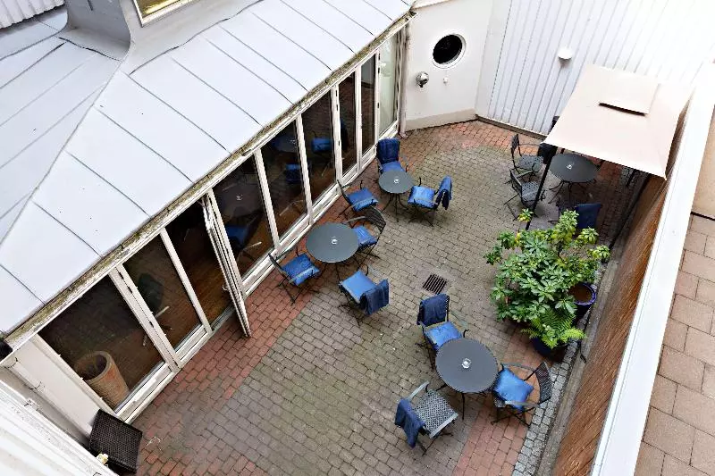 Fotos del hotel Center Hotel- Sure Hotel By Best Western Center:  4