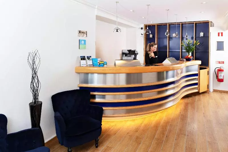 Fotos del hotel Center Hotel- Sure Hotel By Best Western Center:  8