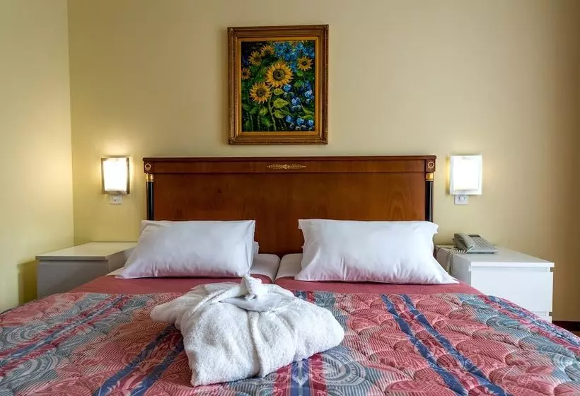 Fotos del hotel Churchill:  3