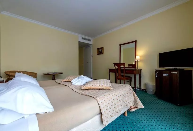 Fotos del hotel Churchill:  8