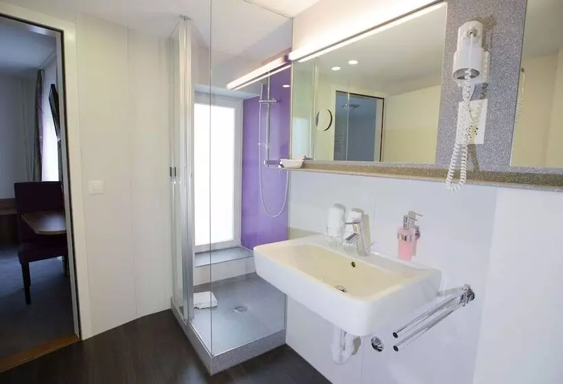 Fotos del hotel Restaurant Resslirytti:  12