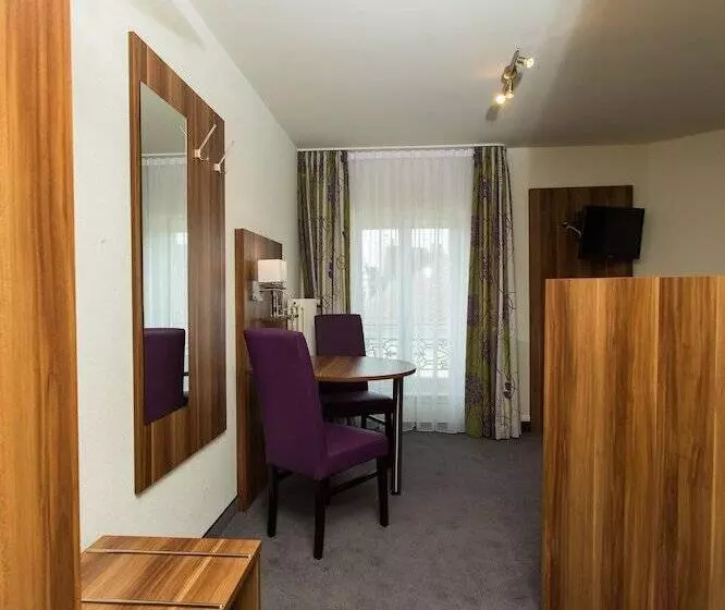 Fotos del hotel Restaurant Resslirytti:  2