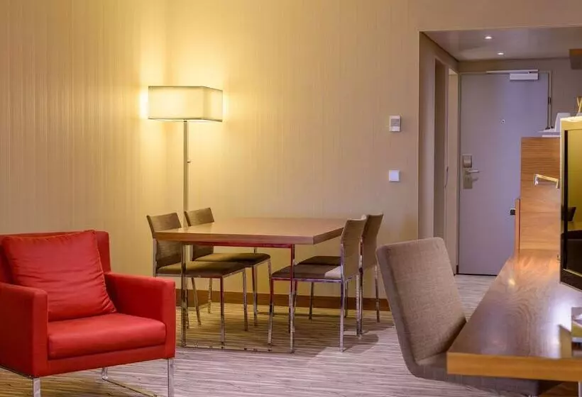 Fotos del hotel Mövenpick  & Casino Geneva:  5