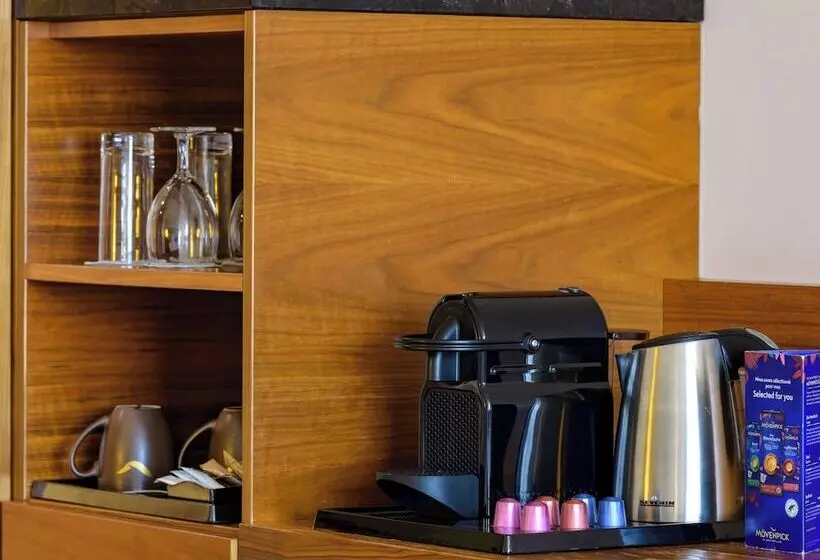 Fotos del hotel Mövenpick  & Casino Geneva:  4