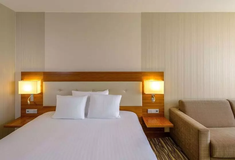 Fotos del hotel Mövenpick  & Casino Geneva:  9