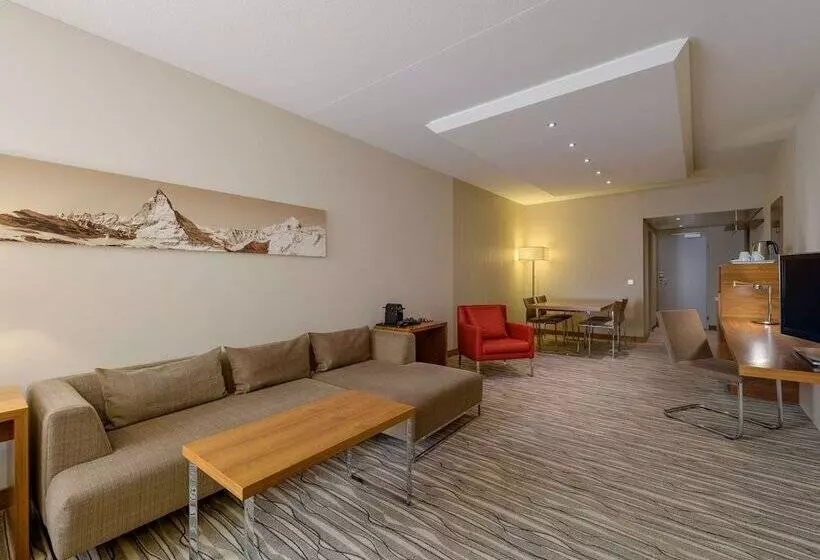 Fotos del hotel Mövenpick  & Casino Geneva:  2