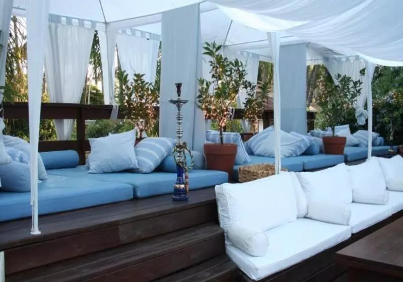 Fotos del hotel La Capilla  Punta Del Este:  7