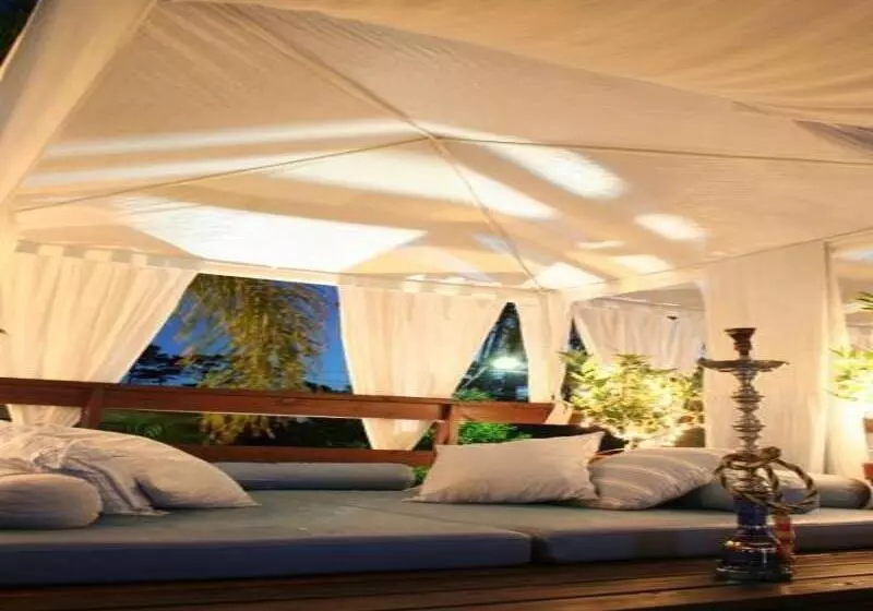 Fotos del hotel La Capilla  Punta Del Este:  17