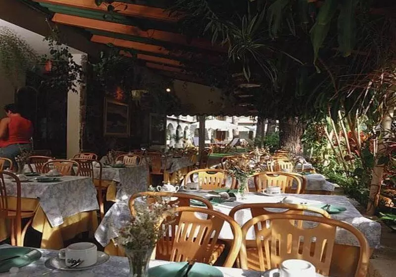 Fotos del hotel La Capilla  Punta Del Este:  4