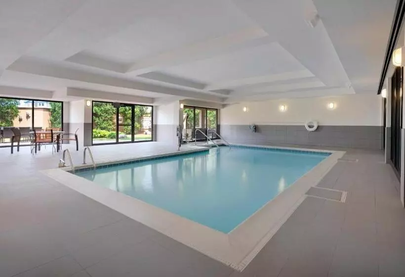 Fotos del hotel Courtyard Chicago Midway Airport:  2