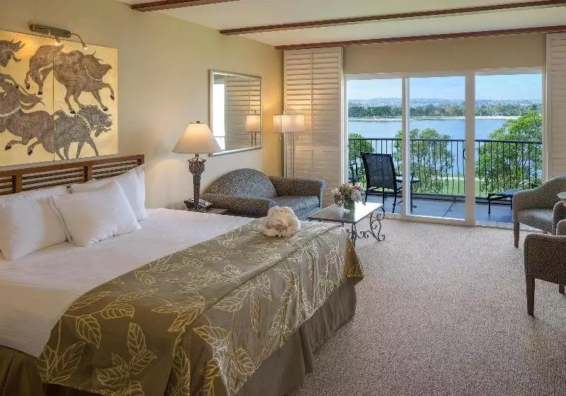 The Dana On Mission Bay