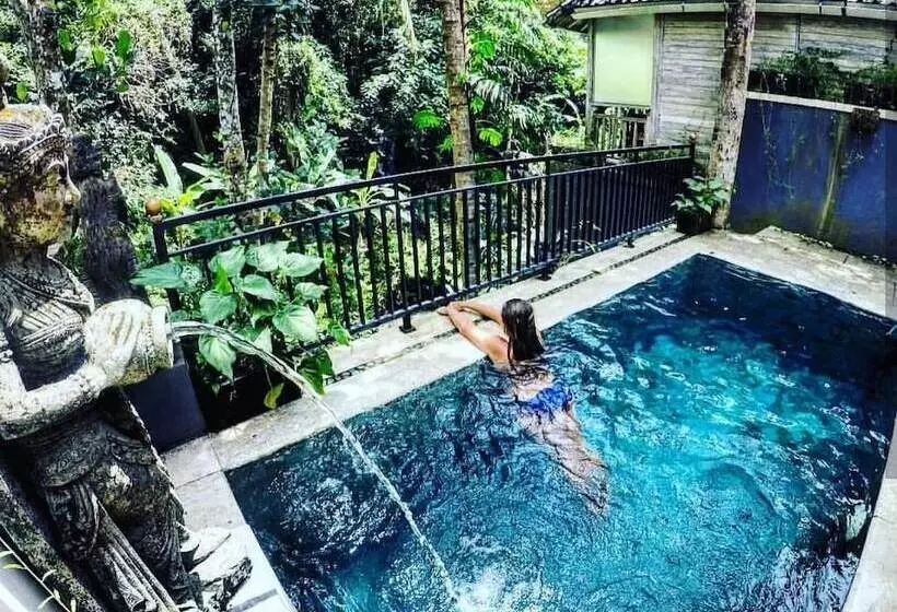 Omah Lembu Villa