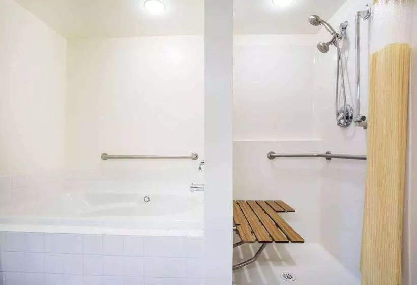 Fotos del hotel Days Inn By Wyndham Seattle Aurora:  3