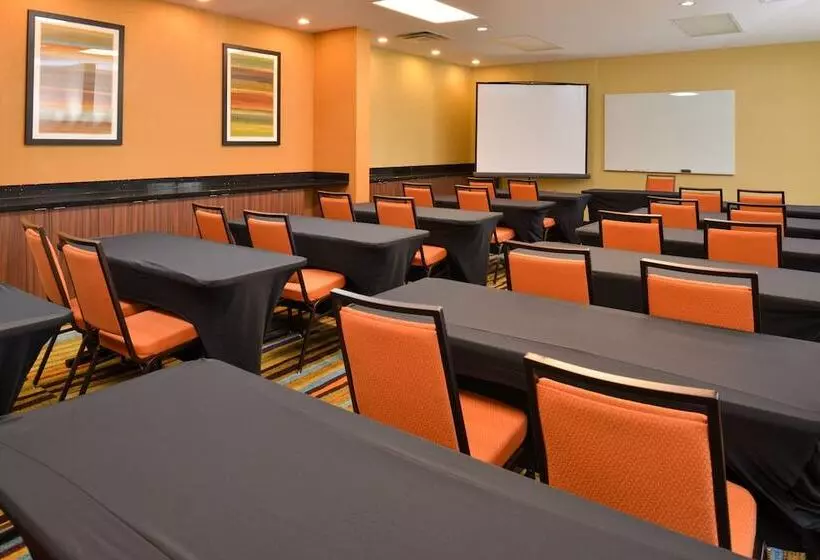 Fotos del hotel Fairfield Inn Orlando Airport:  7