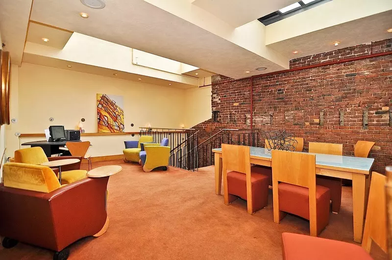 Fotos del hotel Metropolis Hotel:  2