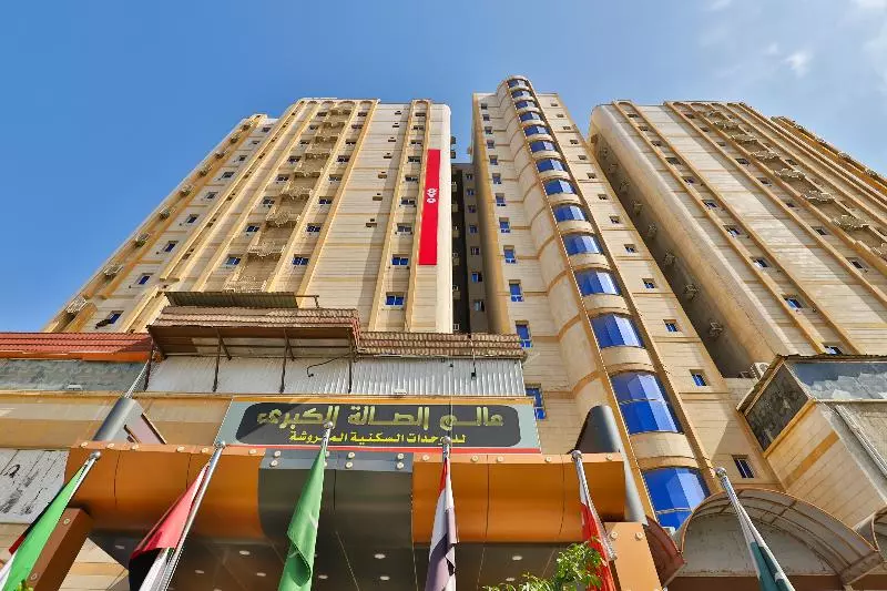 Fotos del hotel Oyo 396 Alam Al Sala Al Kobra Towers:  2
