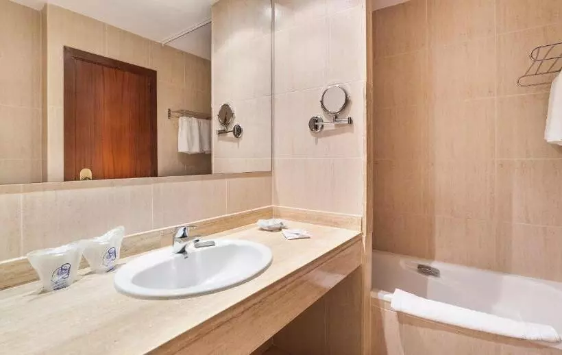 Fotos del hotel Bakour Garbi Cala Millor:  16