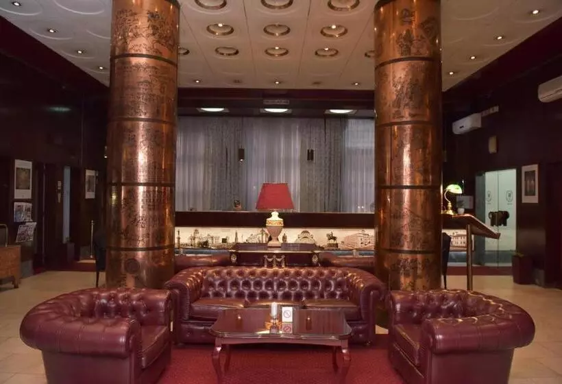 Fotos del hotel Palace:  2