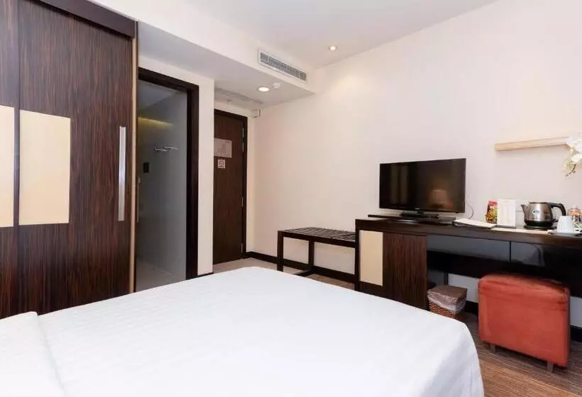 Fotos del hotel Palace  Saigon:  2