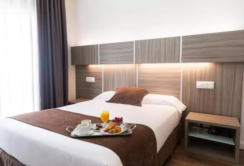 Fotos del hotel Serrano By Silken:  19