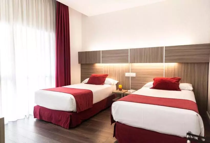 Fotos del hotel Serrano By Silken:  17