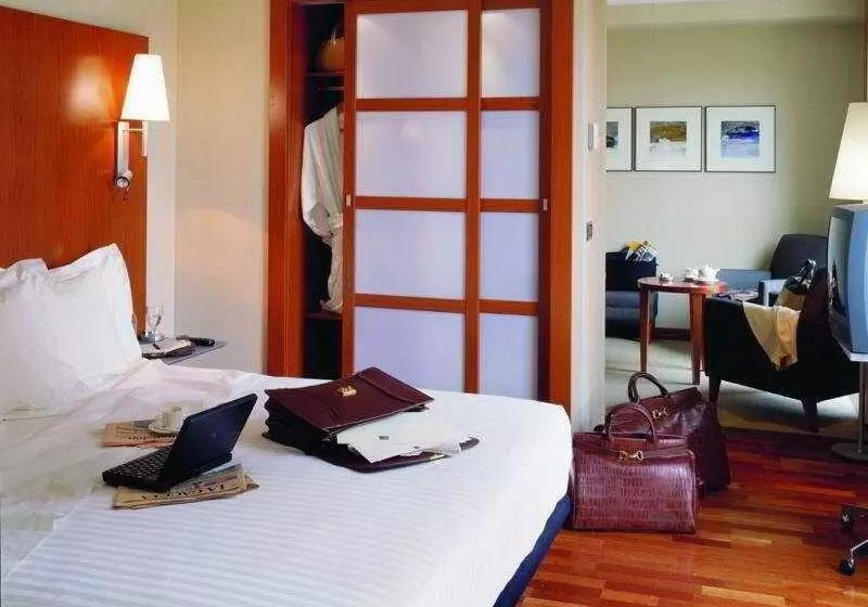 Fotos del hotel B&B Hotel Zaragoza Los Enlaces Estación:  20