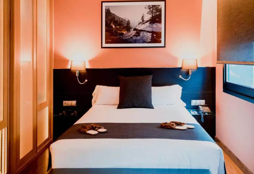 Font D’Argent Pas De La Casa