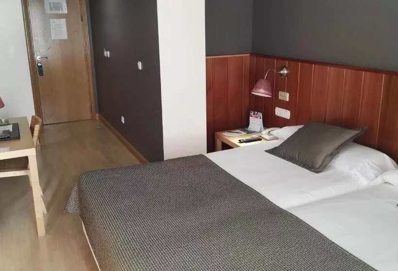 Fotos del hotel Iriguibel Huarte Pamplona:  15